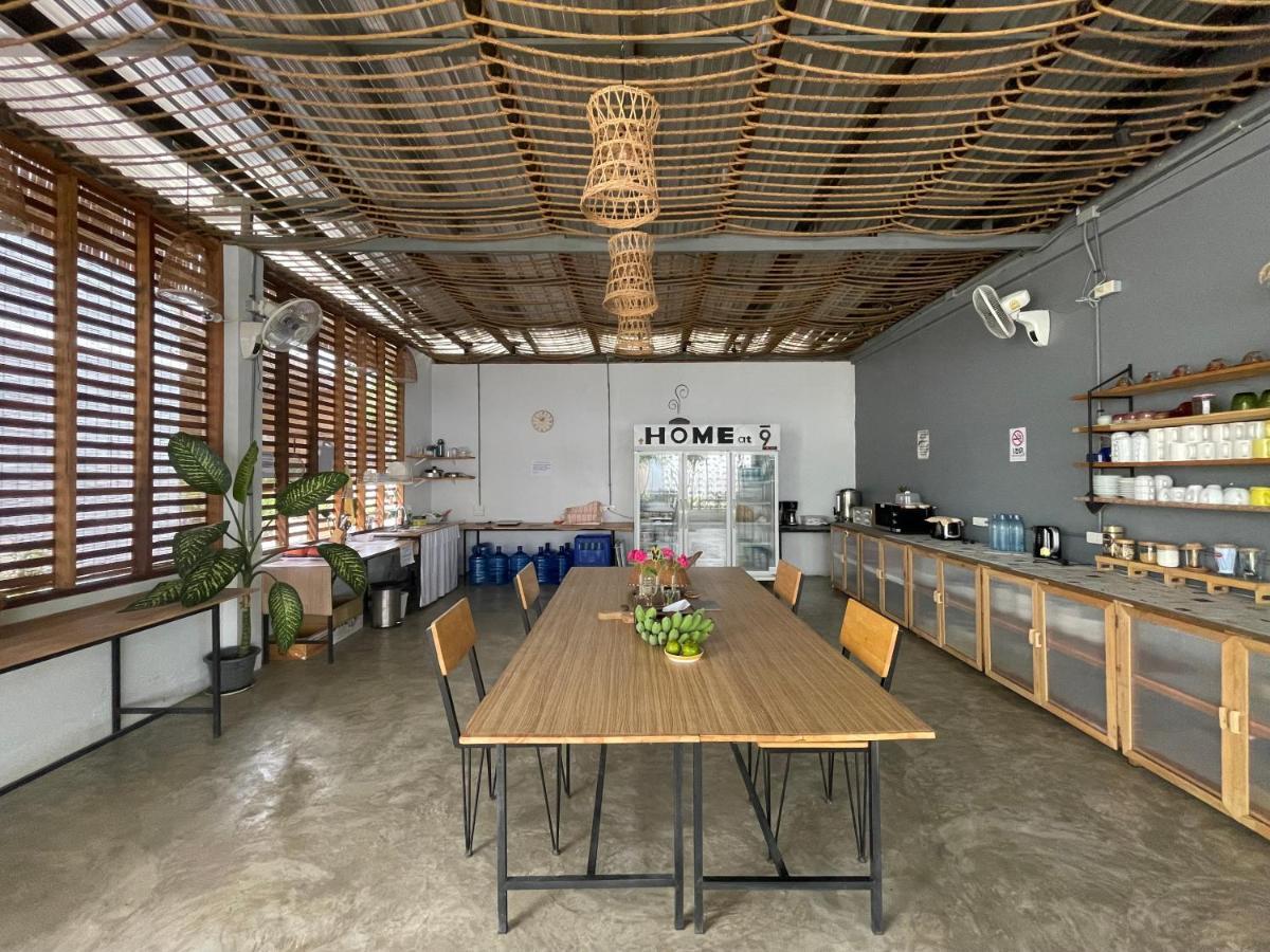 Home At 9 San Klang Екстериор снимка